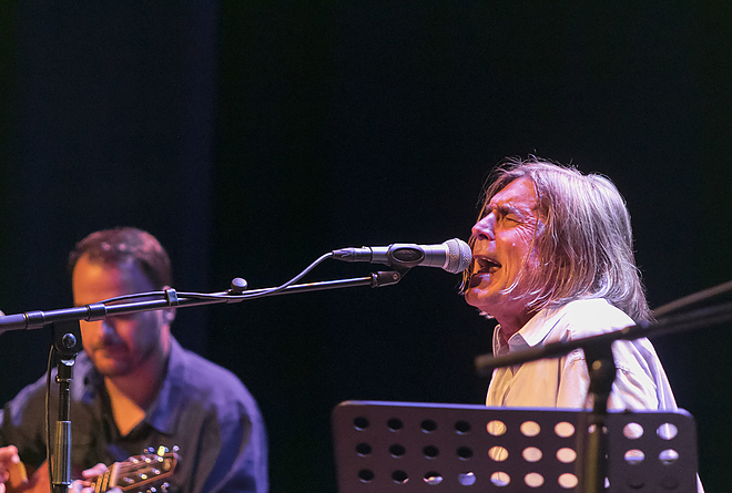 revesz_sandor_-_rock_and_roll_kozlegenyek_20171012_bl_018_web.jpg revesz_sandor_-_rock_and_roll_kozlegenyek_20171012_bl_018_web.jpg