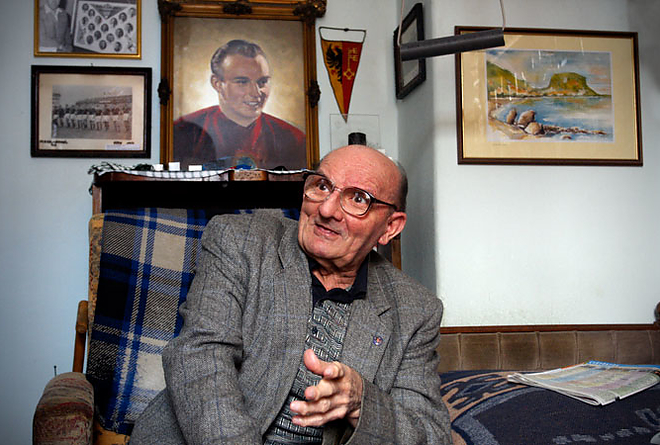 toth_ii_jozsef_aranycsapat.jpg toth_ii_jozsef_aranycsapat.jpg