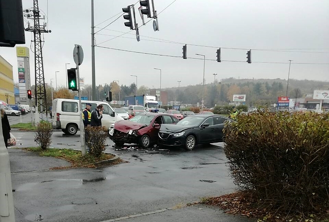 baleset_szentpeterikapu2.jpg baleset_szentpeterikapu2.jpg