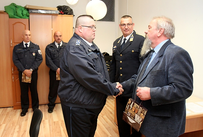 fodor_zoltan_rendorok_kituntetes_171108_ja_16.jpg fodor_zoltan_rendorok_kituntetes_171108_ja_16.jpg