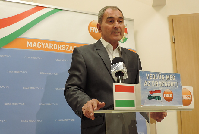 hubay_gyorgy_vedjuk_meg_magyaro_171108_ki_24.jpg