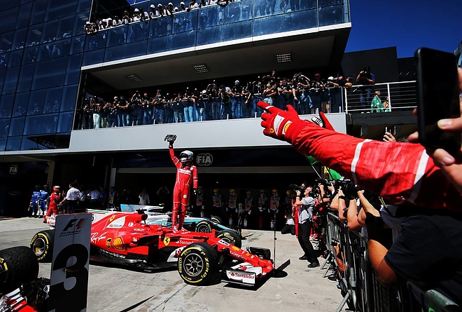 sebastian_vettel2.jpg sebastian_vettel2.jpg