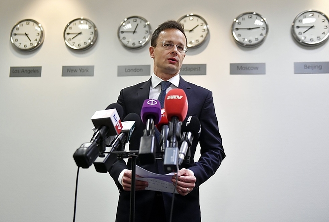 szijjarto_peter_kinai_kormanyfo_171126_mti.jpg