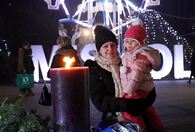 advent_miskolc_karacsony_varo_171222_ja_53.jpg advent_miskolc_karacsony_varo_171222_ja_53.jpg