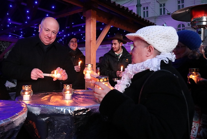 adventi_gyertyagyujtas_171223ml_41.jpg adventi_gyertyagyujtas_171223ml_41.jpg