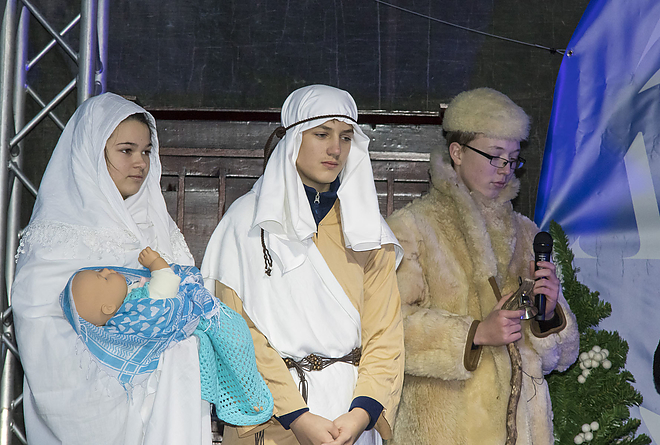adventi_gyertyagyujtas_3_20171217_bl_010_web.jpg