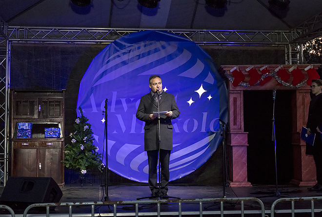 adventi_gyertyagyujtas_3_20171217_bl_014_web.jpg