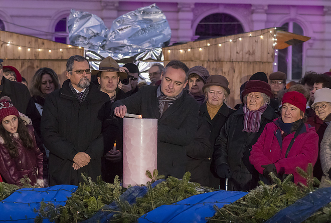 adventi_gyertyagyujtas_3_20171217_bl_017_web.jpg