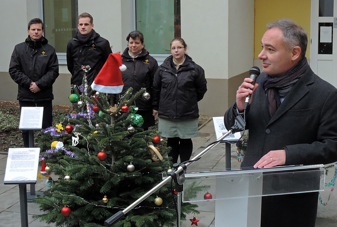 civilek_karacsonyfai_171201_vcs_07.jpg