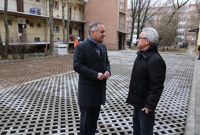 parkoloepites_szentistvan_u_171206_ja_2.jpg