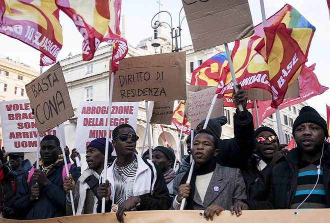 roma_migrans_tuntetes_171216_24.jpg roma_migrans_tuntetes_171216_24.jpg