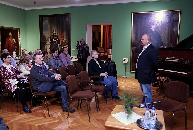 tizeshonved_het_171204_ja_2.jpg