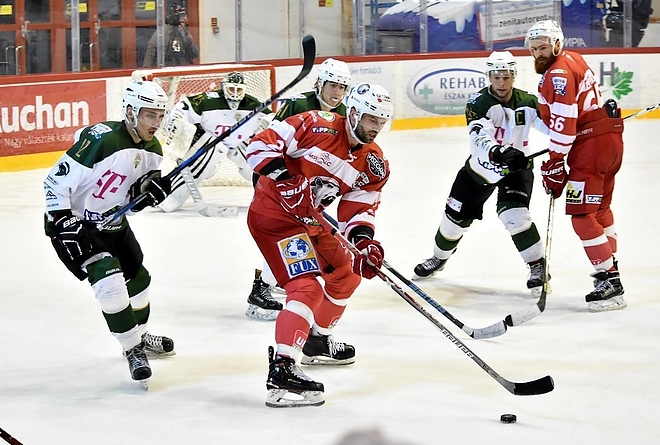 dvtk_jegesmedvek_-_ferencvarosi_tc_friss_magyarkupa_dvtkjegesmedvek-ftc1120.jpeg
