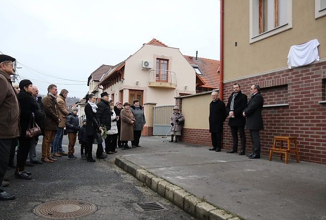 endresz_gyorgy_emlektabla_180106_ja_5.jpg