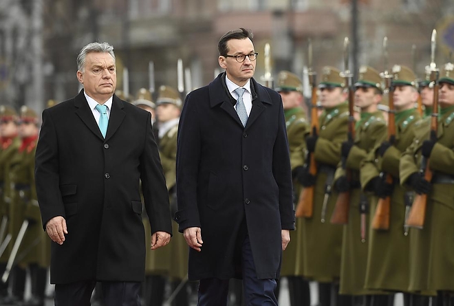 orban_viktor_moravieczki_lengyel_180103_mti.jpg