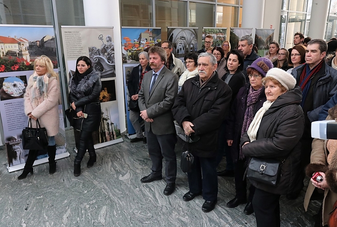 kupcsik_fotokiallitas_180226ml_6.jpg