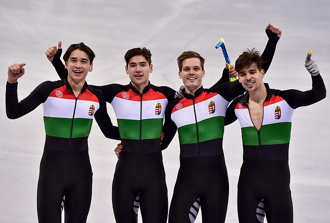 teli_olimpia_magyar_csapat_gyorskorcsolya_valto.jpg teli_olimpia_magyar_csapat_gyorskorcsolya_valto.jpg