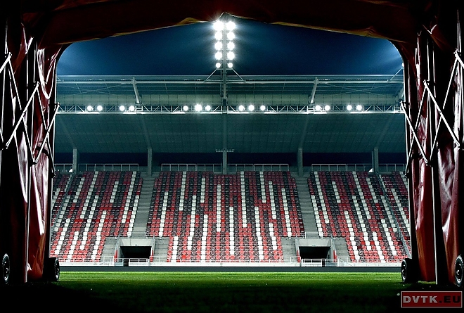 dvtk_stadion_fenyar_180328_4.jpg