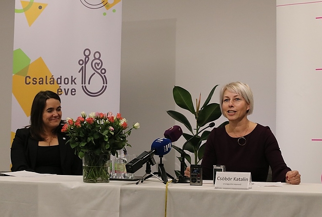 noi_informacios_kozpont_novak_csobor_180307_bl_3.jpg