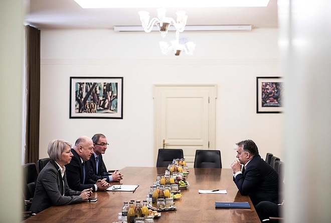 orban2.jpg