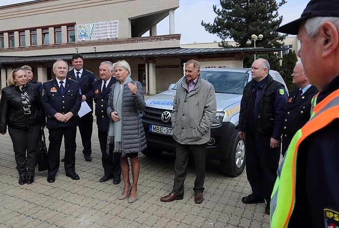 polgaror_autot_atado_180327ml_1.jpg