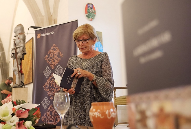 lovasz_emese_konyvbemutato_180727ml_15.jpg lovasz_emese_konyvbemutato_180727ml_15.jpg