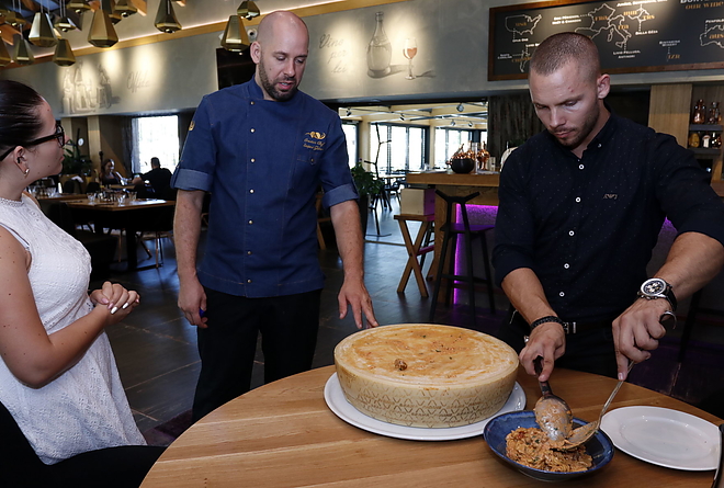 avalon_etterem_20180810_vcs_16.jpg avalon_etterem_20180810_vcs_16.jpg