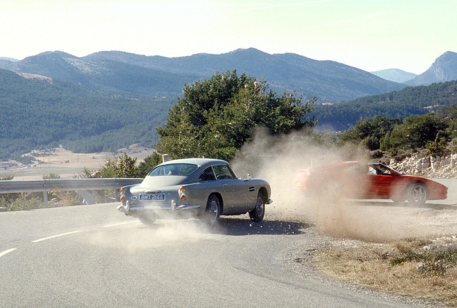 james_bond_aston_martin_3.jpg james_bond_aston_martin_3.jpg