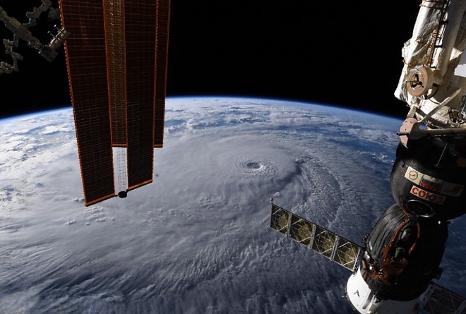 lane_hurrikan.jpg lane_hurrikan.jpg