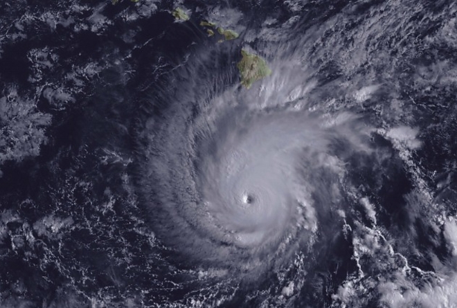 lane_hurrikan_.jpg lane_hurrikan_.jpg