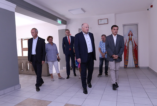 cinefest_babszinhaz_rendezvenyhelyszin_fejlesztes_180905_ja_10.jpg cinefest_babszinhaz_rendezvenyhelyszin_fejlesztes_180905_ja_10.jpg