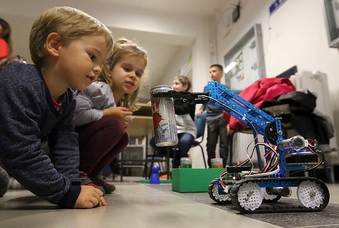 kutatok_ejszakaja_180928_ja_53.jpg kutatok_ejszakaja_180928_ja_53.jpg