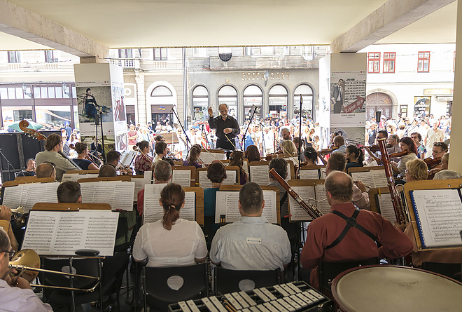 szinhazi_szabadteri_evadnyito_20180902_bl_030_web.jpg szinhazi_szabadteri_evadnyito_20180902_bl_030_web.jpg