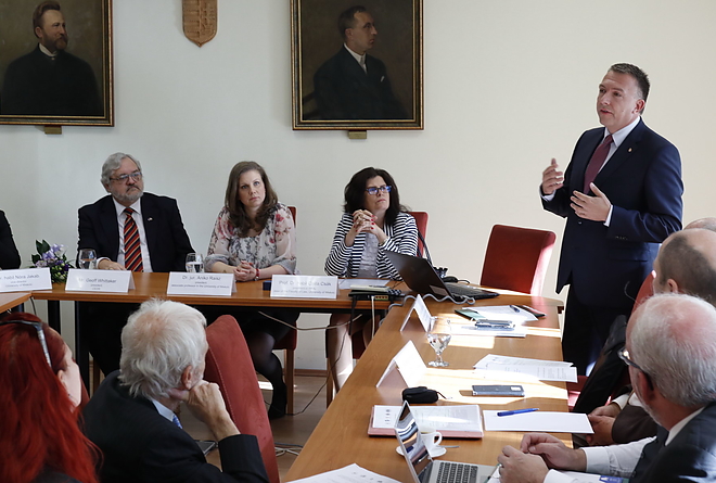 agrarjogi_forum_20181013_vcs_08.jpg agrarjogi_forum_20181013_vcs_08.jpg