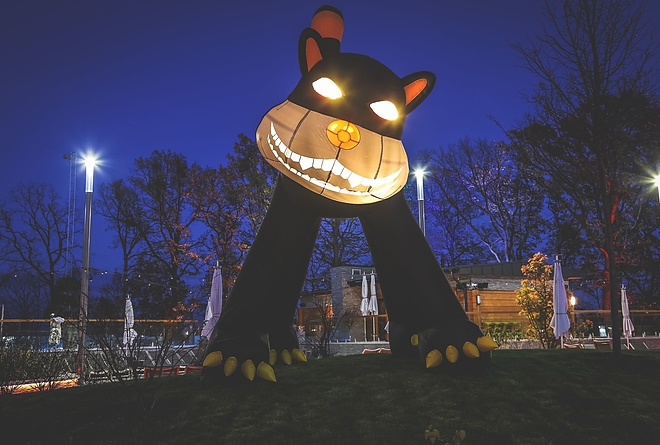 avalon_halloween.jpg avalon_halloween.jpg