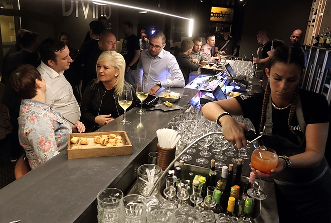 divino_megnyito_181019ml_65.jpg divino_megnyito_181019ml_65.jpg