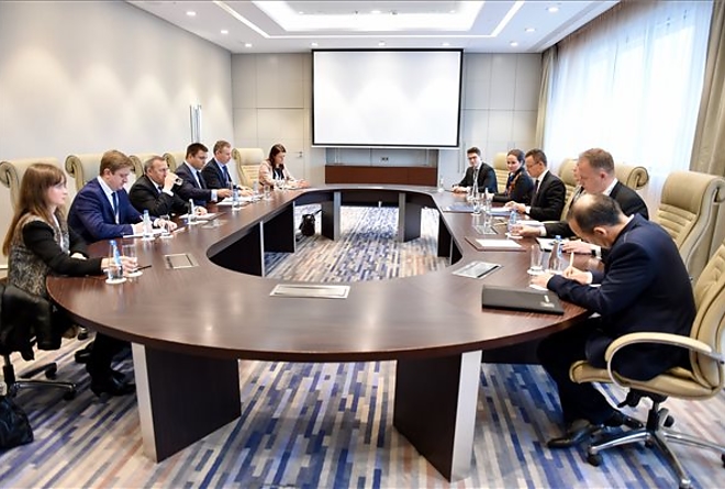 szijjarto_varso.jpg szijjarto_varso.jpg