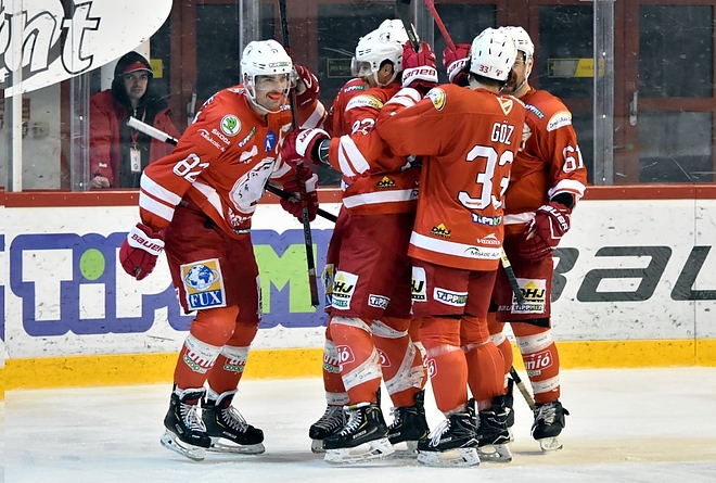 dvtk_jegesmedvek_-_hkm_zvolen_-_friss_golorom_dvtkjegesmedvek-hkmzvolen_1120.jpeg dvtk_jegesmedvek_-_hkm_zvolen_-_friss_golorom_dvtkjegesmedvek-hkmzvolen_1120.jpeg