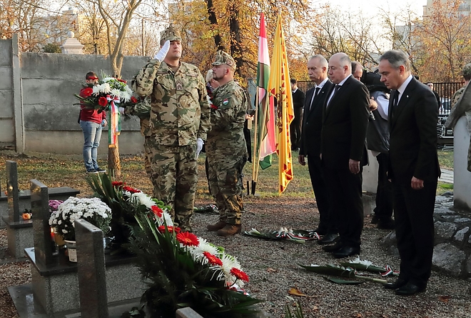 nemzeti_gyasznap_181104ml_22.jpg nemzeti_gyasznap_181104ml_22.jpg