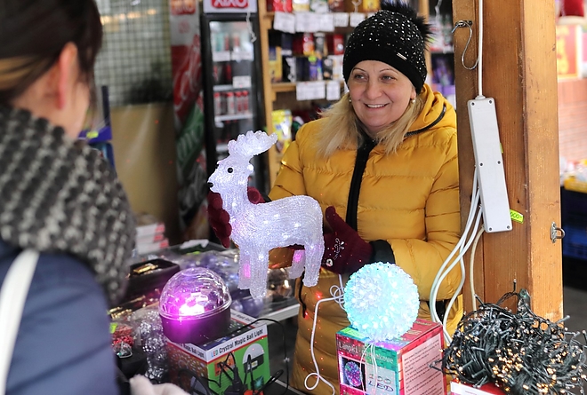 karacsonyi_vasar_181220ml_3.jpg karacsonyi_vasar_181220ml_3.jpg