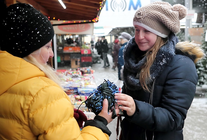 karacsonyi_vasar_181220ml_6.jpg karacsonyi_vasar_181220ml_6.jpg