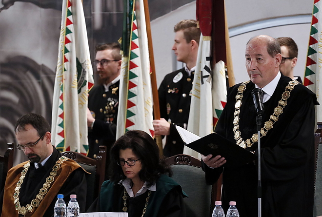 diplomaatado_190207_vcs_04.jpg diplomaatado_190207_vcs_04.jpg