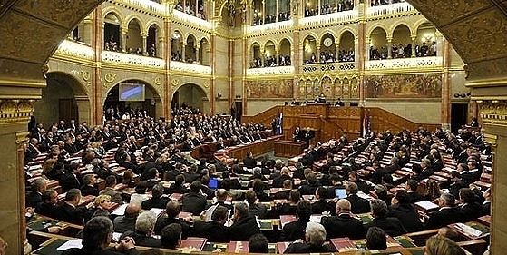 orszaggyules1.jpg orszaggyules1.jpg