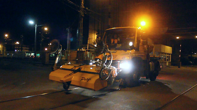 unimog_in_action.jpg unimog_in_action.jpg