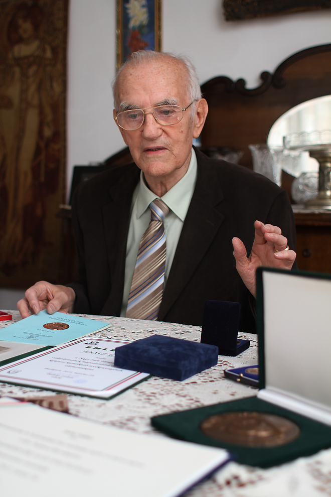 joosz_gabor_150425ml_5.jpg