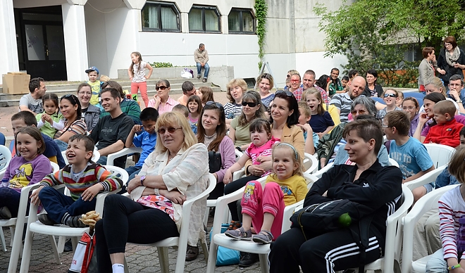 konyvtar_majalis_150509_fkcs_2.jpg konyvtar_majalis_150509_fkcs_2.jpg