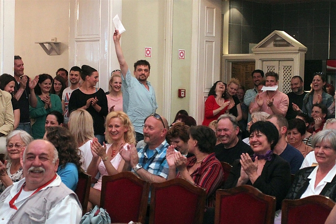 szinhazi_evadzaro_150529_ja_24.jpg szinhazi_evadzaro_150529_ja_24.jpg