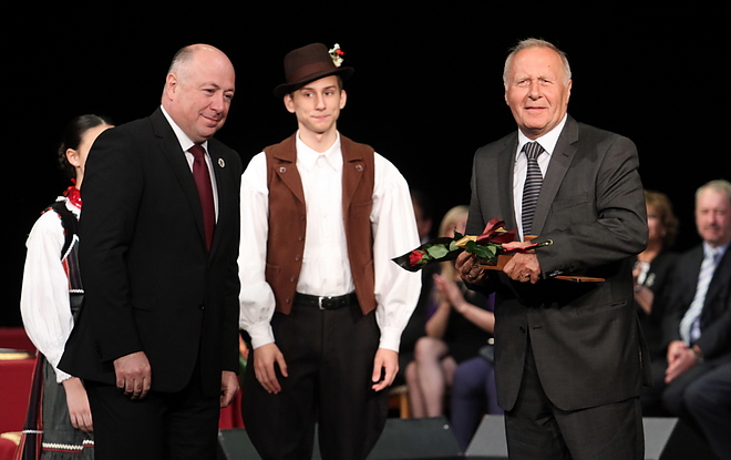 unnepi_kozgyules_150511ml_027.jpg unnepi_kozgyules_150511ml_027.jpg