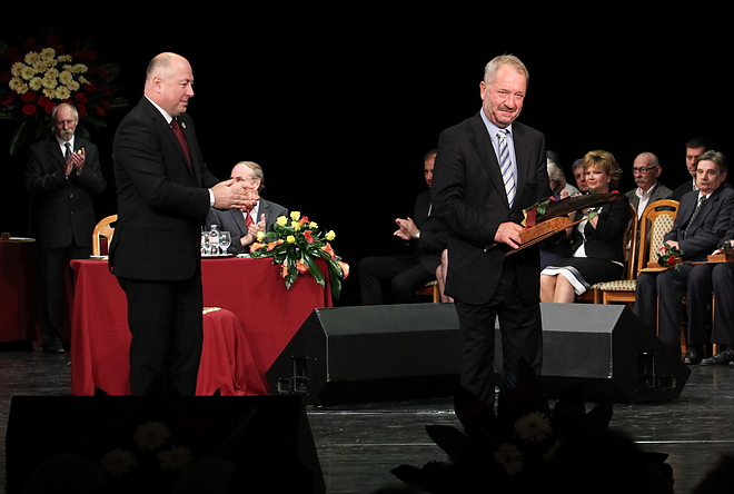 unnepi_kozgyules_150511ml_038.jpg unnepi_kozgyules_150511ml_038.jpg