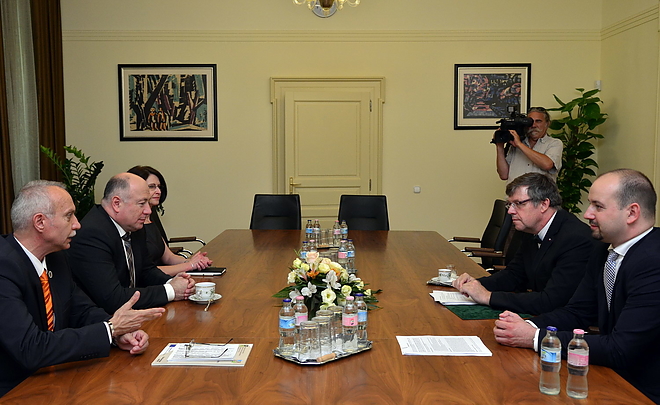 cseh_nagykovet_150609_vcs_4.jpg